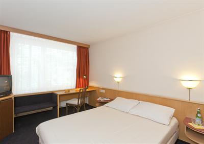 фото отеля Hotel Atlantis Guesthouse Zurich