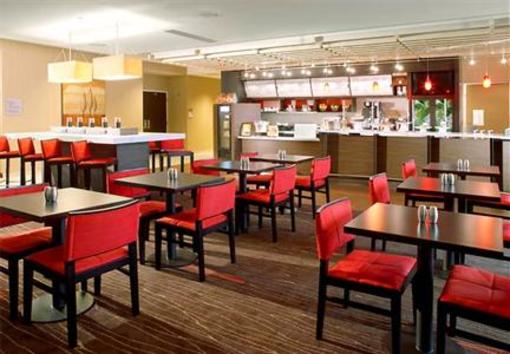 фото отеля Courtyard by Marriott Lynchburg