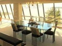 The Pearl Hotel New Delhi