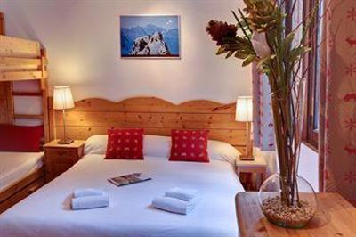 фото отеля Hotel Les Campanules Les Houches