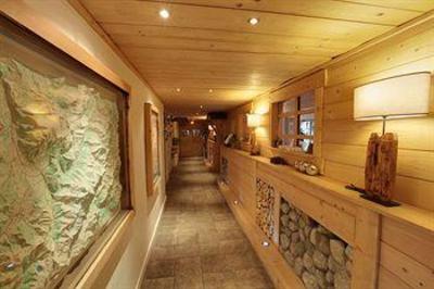 фото отеля Hotel Les Campanules Les Houches