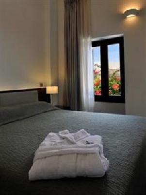 фото отеля Krinos Suites Hotel