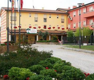 фото отеля Olioso Hotel Peschiera del Garda