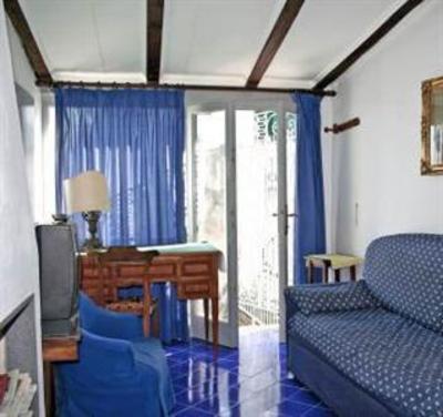 фото отеля Apartment - Ischia Ponte