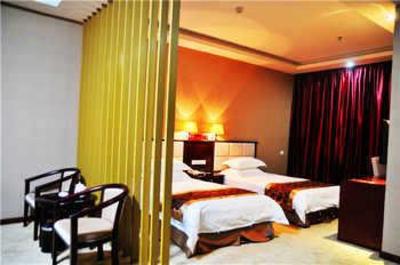 фото отеля Zhumadian Crown Business Hotel