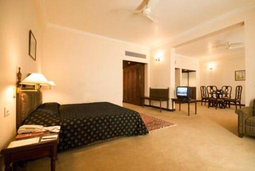 фото отеля Hotel Express Residency Jamnagar