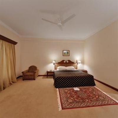 фото отеля Hotel Express Residency Jamnagar