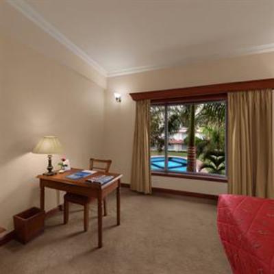 фото отеля Hotel Express Residency Jamnagar