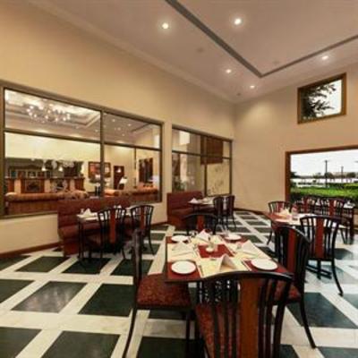 фото отеля Hotel Express Residency Jamnagar
