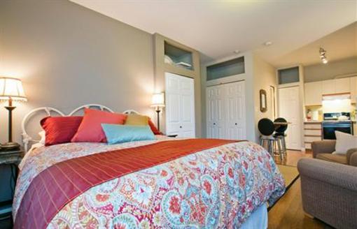 фото отеля Alma Beach Manor
