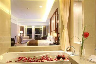 фото отеля Best Western Charming City Hotel
