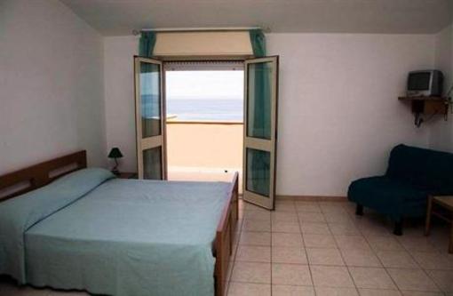 фото отеля Hotel la Baia Castelsardo