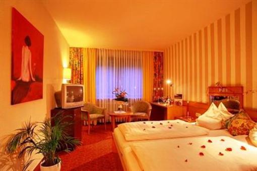фото отеля Waldhotel Eisenberg