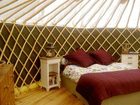 фото отеля Quirky Camping Yurts