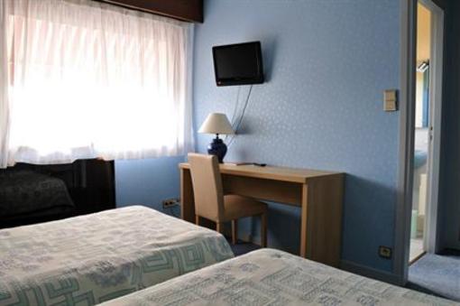фото отеля Hotel Saint-Benoit Gueugnon