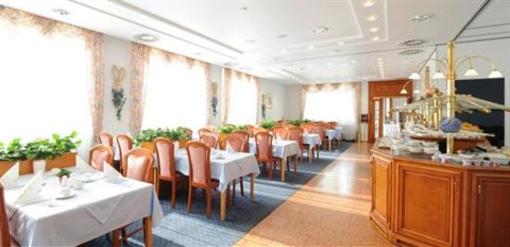 фото отеля Hotel Poinger Hof