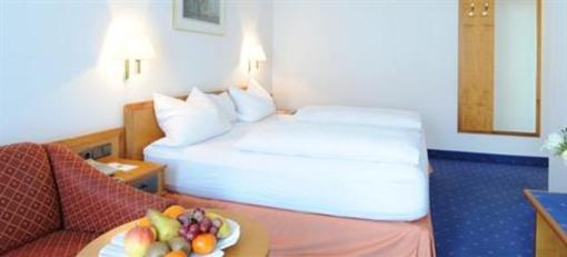 фото отеля Hotel Poinger Hof