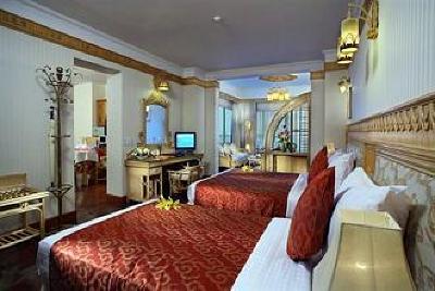 фото отеля Green Plaza Hotel