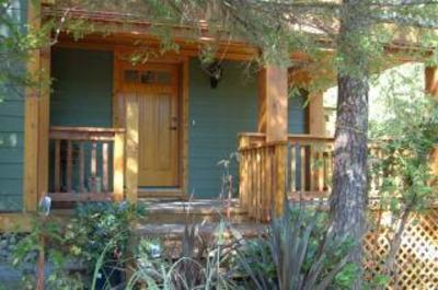 фото отеля Selah Guest House