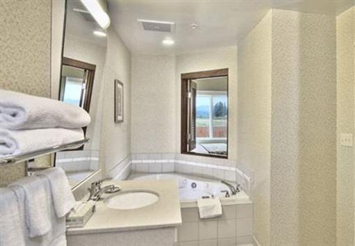 фото отеля Fairfield Inn and Suites Burlington (Washington)