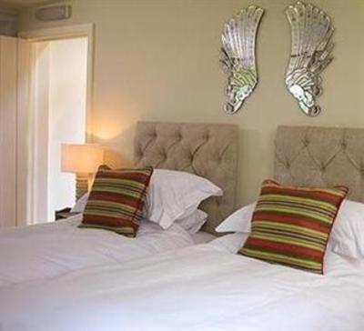 фото отеля The Swan Inn Staines