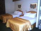 фото отеля Pleasant Stay Inn & Suites