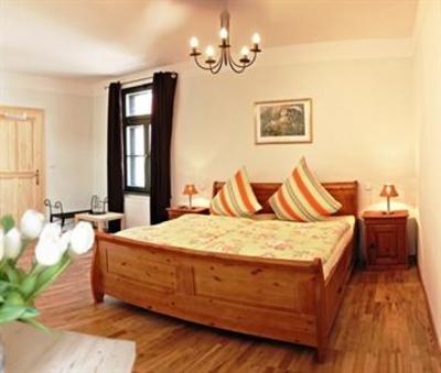 фото отеля Hotel Zur Alten Post Moorenweis