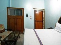Dev Hotel