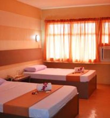 фото отеля Middle Town Inn