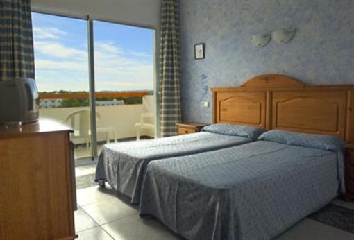 фото отеля Hostal Levante
