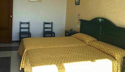 фото отеля Hostal Levante