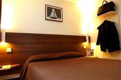 фото отеля Balladins Tourotel Lyon Hotel Bron