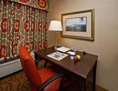 фото отеля Hampton Inn Fort Lauderdale Airport North Cruise Port