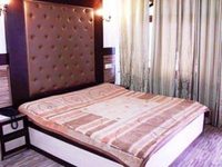 Hotel Luxmount