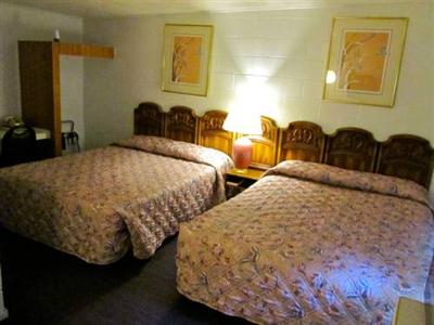 фото отеля Relax Inn Cottage Grove