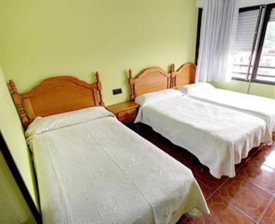 фото отеля Reconquista Pension