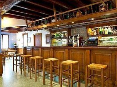 фото отеля Auberge Etchoinia
