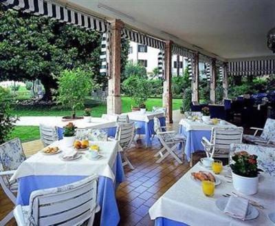 фото отеля Hotel Terminus Garda