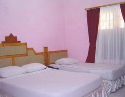 фото отеля Komajaya Komaratih Hotel