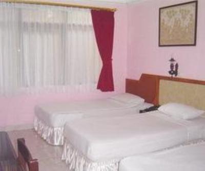 фото отеля Komajaya Komaratih Hotel