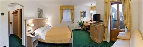 фото отеля Hotel La Maison Alleghe