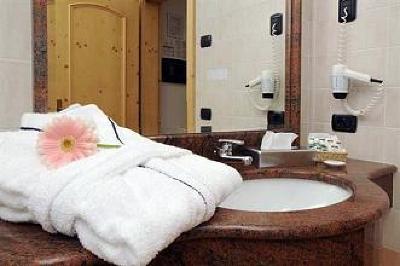 фото отеля Hotel La Maison Alleghe