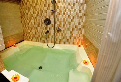 фото отеля Hotel Poonam