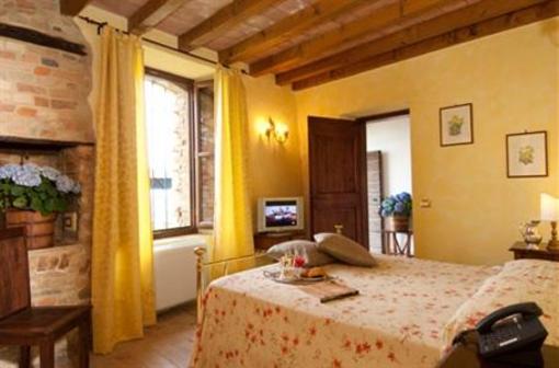 фото отеля Antico Borgo di Tabiano Castello
