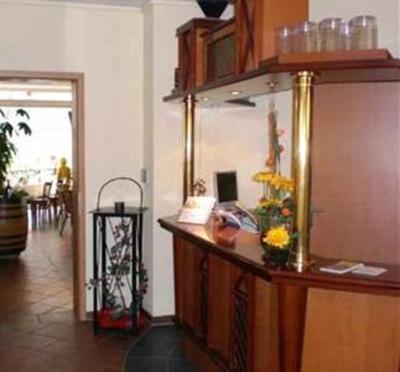 фото отеля Hotel-Restaurant Seegarten Barmstedt