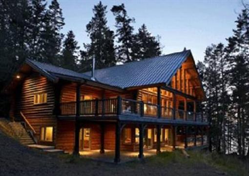 фото отеля Canal Road Pender Island Breakaway Vacations