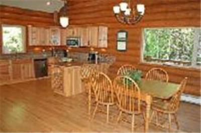 фото отеля Canal Road Pender Island Breakaway Vacations
