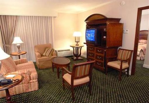 фото отеля Courtyard Hotel Saratoga Springs