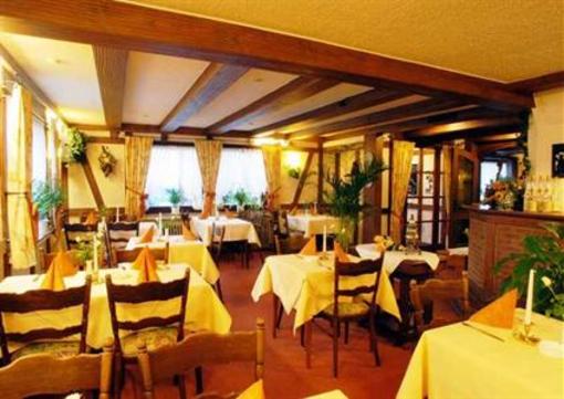 фото отеля Hotel Bergischer Hof Overath
