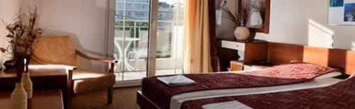 фото отеля Hotel Akropol